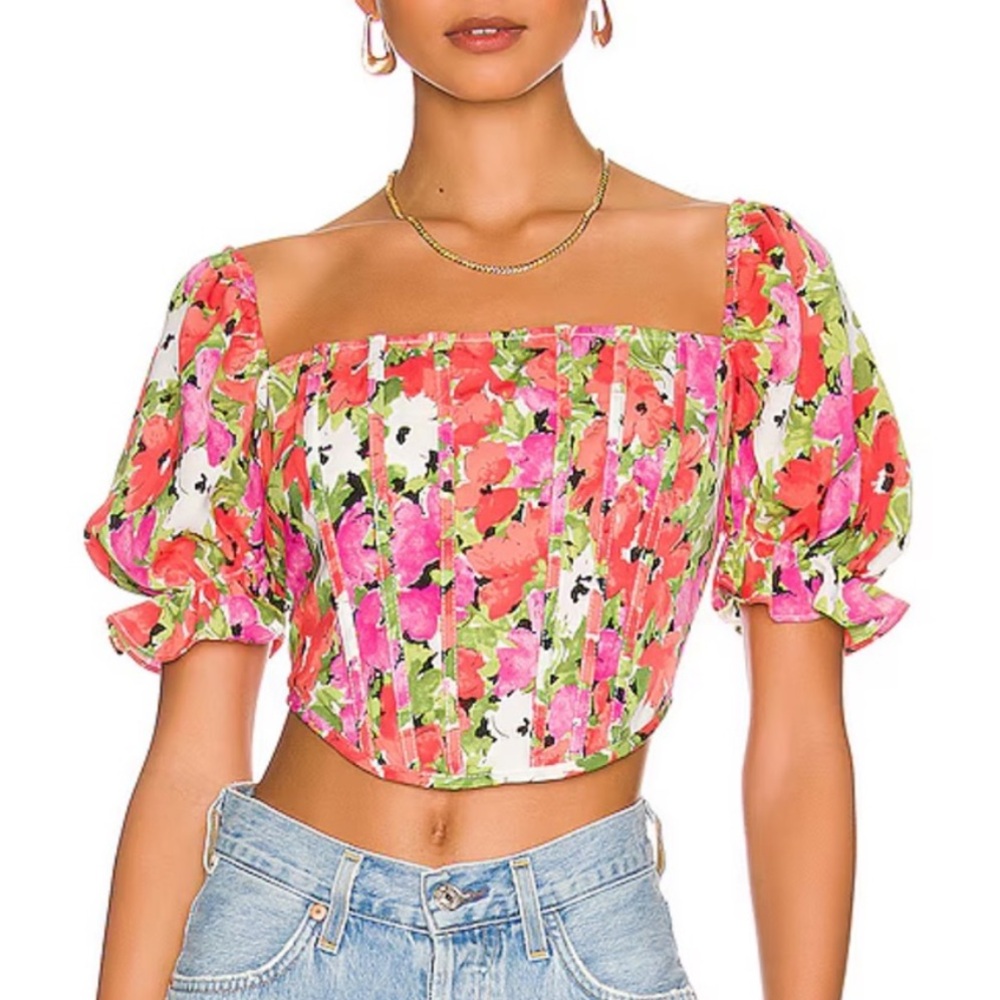 MORE TO COME Crop Top